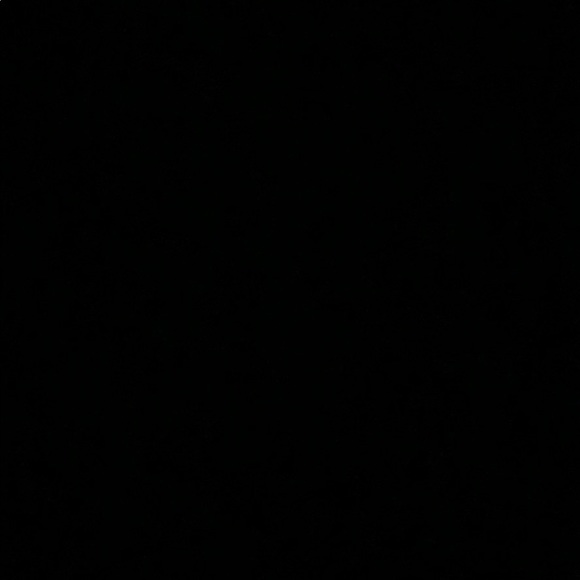 Meet your Posher, Chiara - Picture 1 of 1